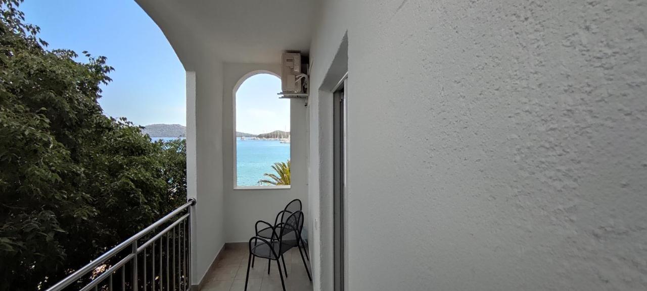 Apartamento Ap Nada Rogoznica  Exterior foto